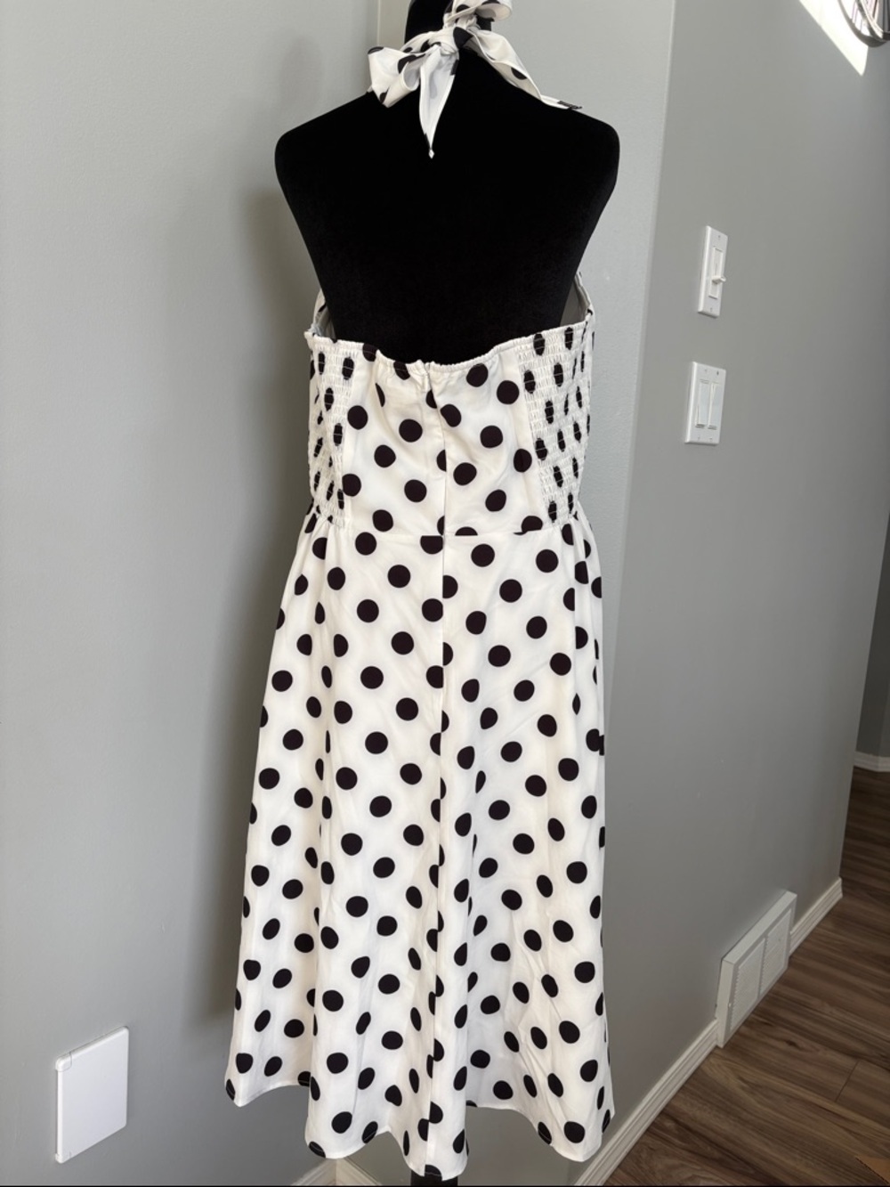 Belle Poque Vintage Style White Dress with Polka dots - Picture 3 of 7